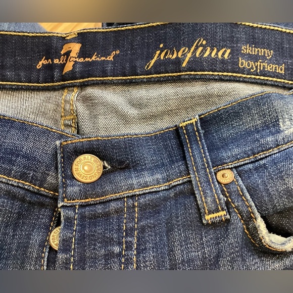 7 for all mankind skinny boyfriend jeans, size 28. - Picture 2 of 8